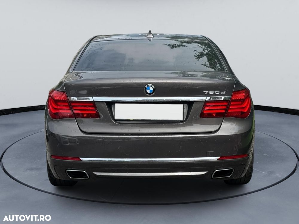 BMW Seria 7 750d xDrive - 7
