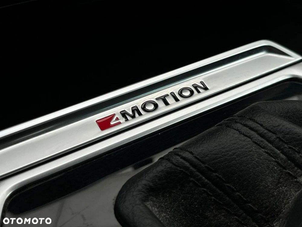 Volkswagen Passat 2.0 TDI Bi-Turbo BMT 4Mot Highline DSG - 22