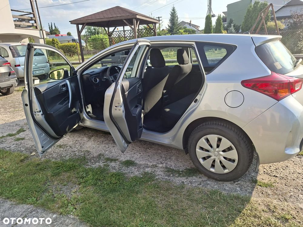Toyota Auris 1.33 VVT-i Active - 8