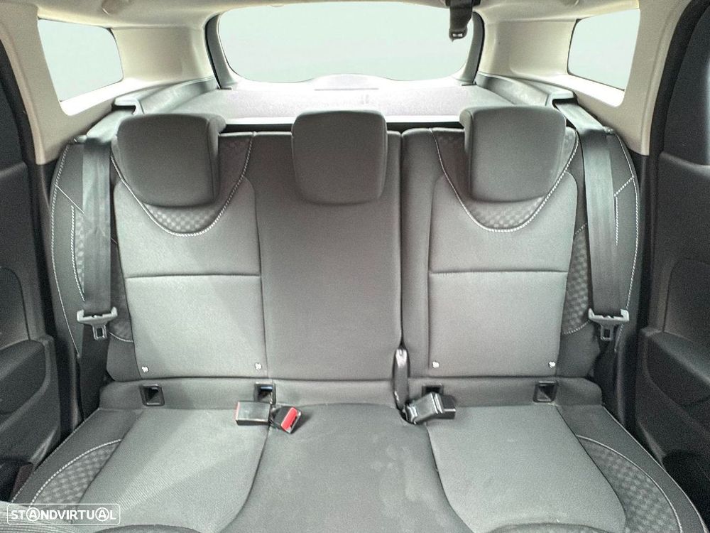 Renault Clio Sport Tourer 1.5 dCi GT Line - 17