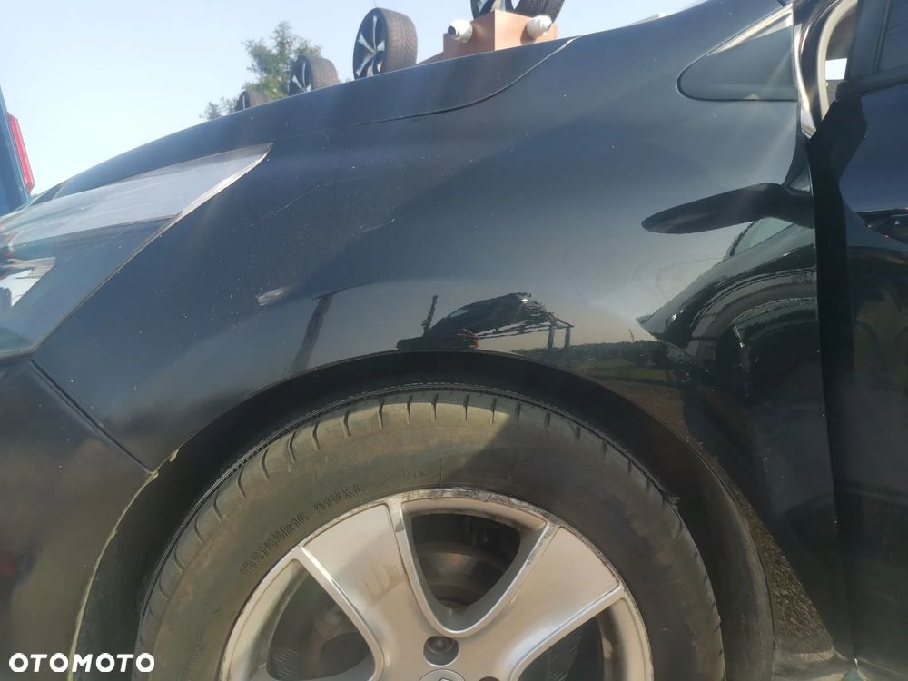 Renault Clio IV 0.9 TCE Kolor TEGNE - 3