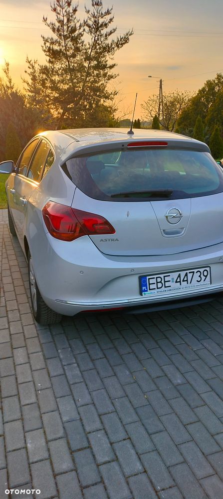 Opel Astra 1.6 Active - 17