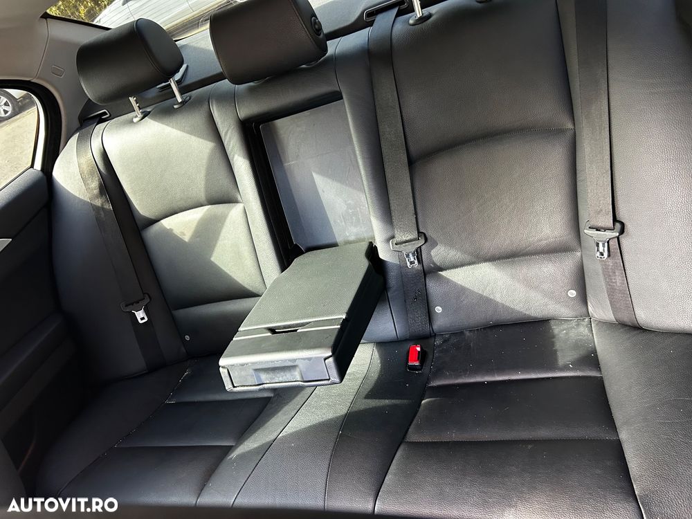 BMW Seria 5 520d Aut. - 17