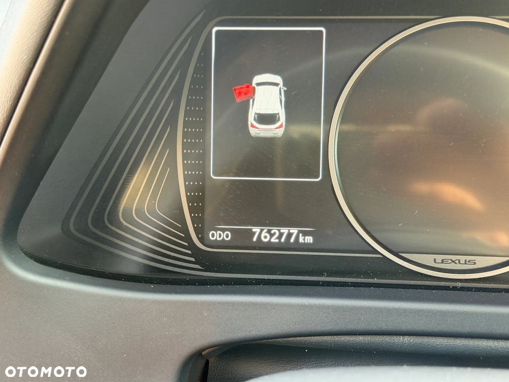 Lexus UX 200 GPF Business 2WD - 39