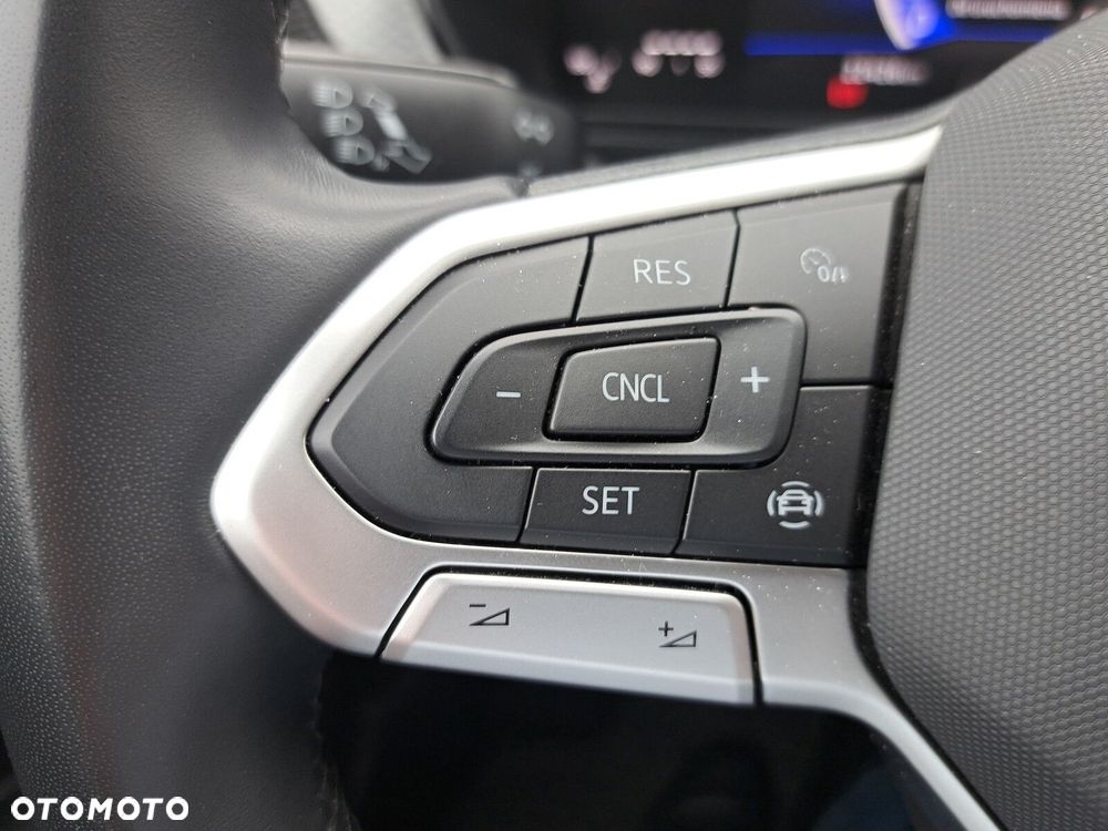 Volkswagen T-Cross - 22