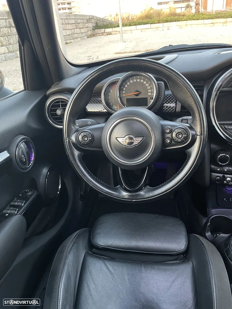 MINI 5 Portas Cooper SD Sport Aut. - 19