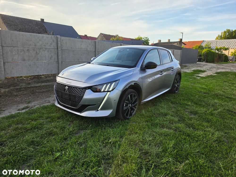 Peugeot 208 PureTech 130 EAT8 GT - 1