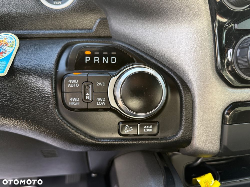 RAM 1500 - 22