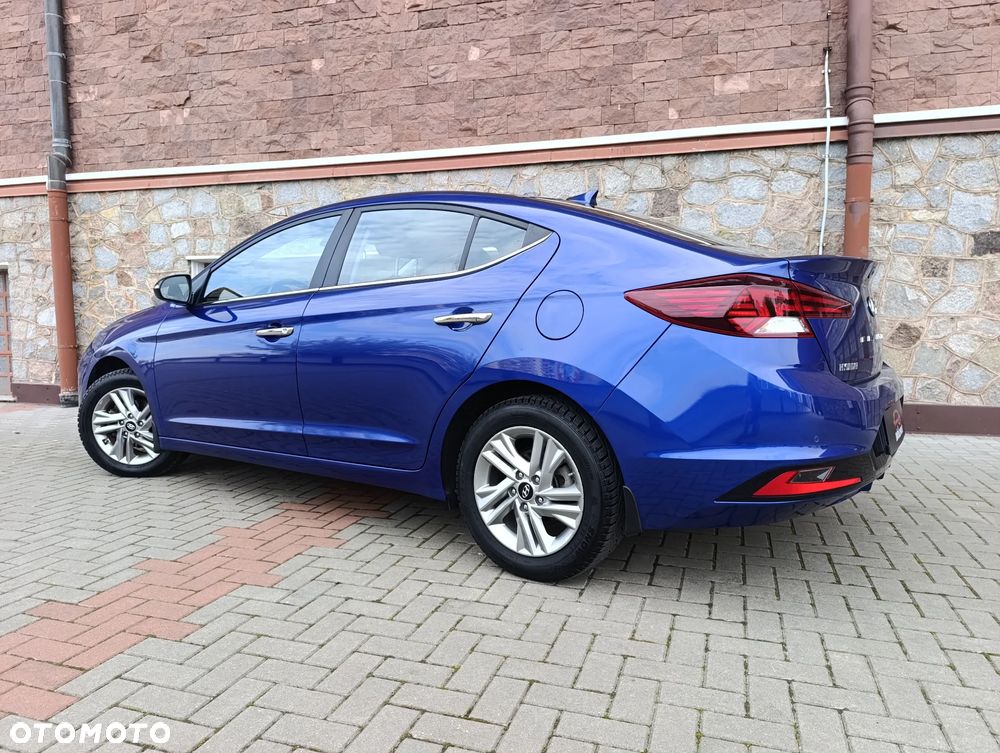 Hyundai Elantra 1.6 Comfort - 7