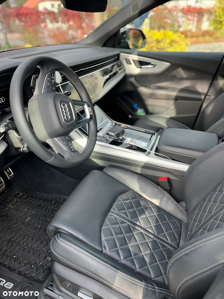 Audi Q8 55 TFSI e Quattro Tiptronic - 4
