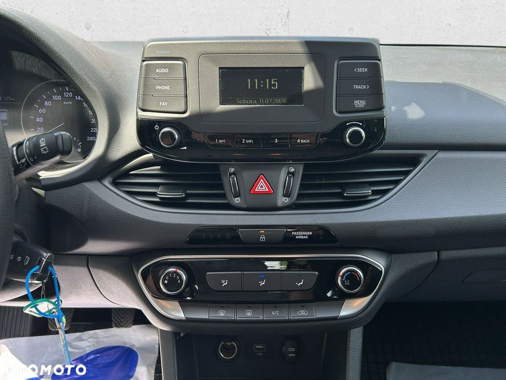 Hyundai i30 - 19