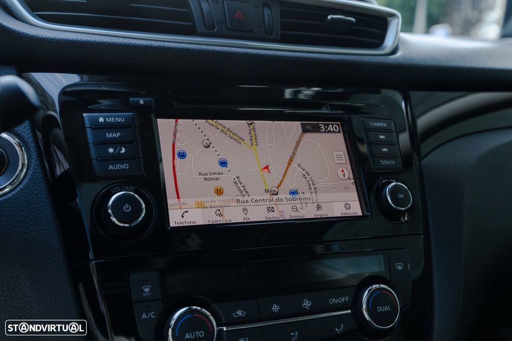 Nissan Qashqai 1.3 DIG-T N-Connecta - 25