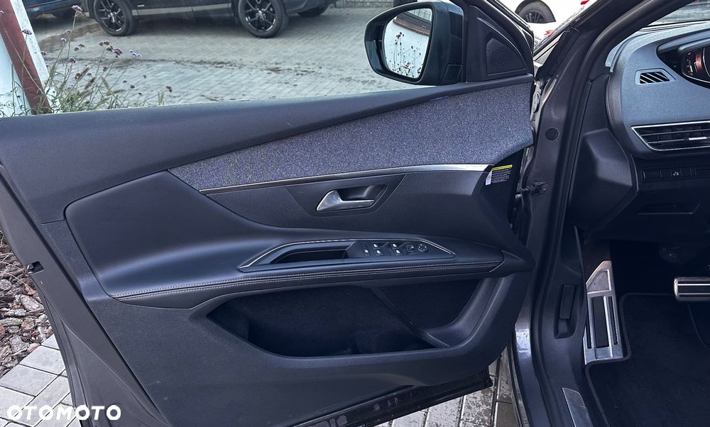 Peugeot 5008 BlueHDi 120 EAT6 Allure - 19