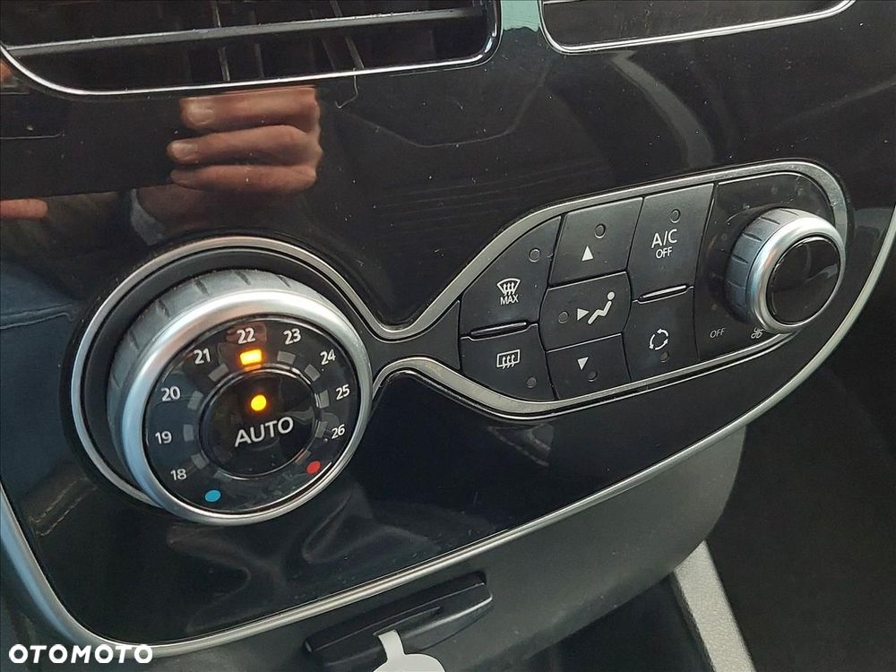 Renault Clio 1.2 16V Intens+ EU6 - 15