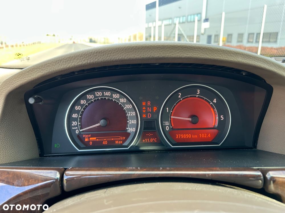 BMW Seria 7 730d L - 24