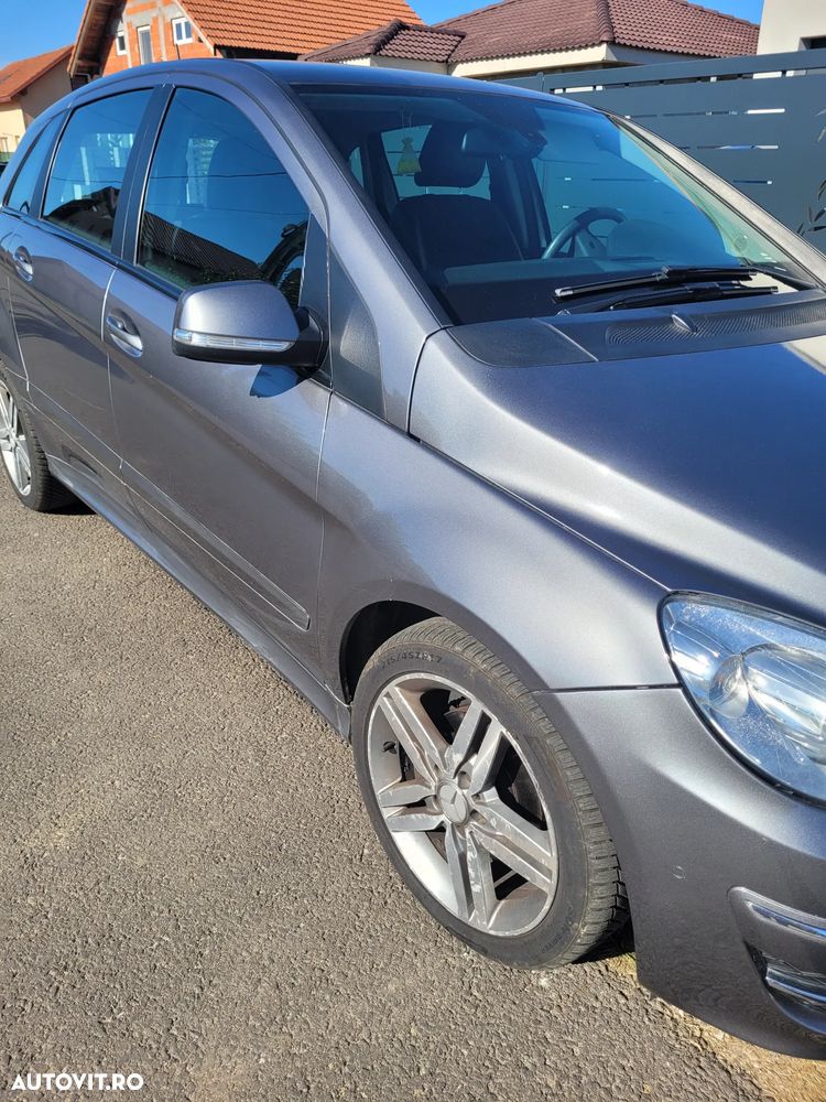 Mercedes-Benz B 180 CDI Autotronic - 9