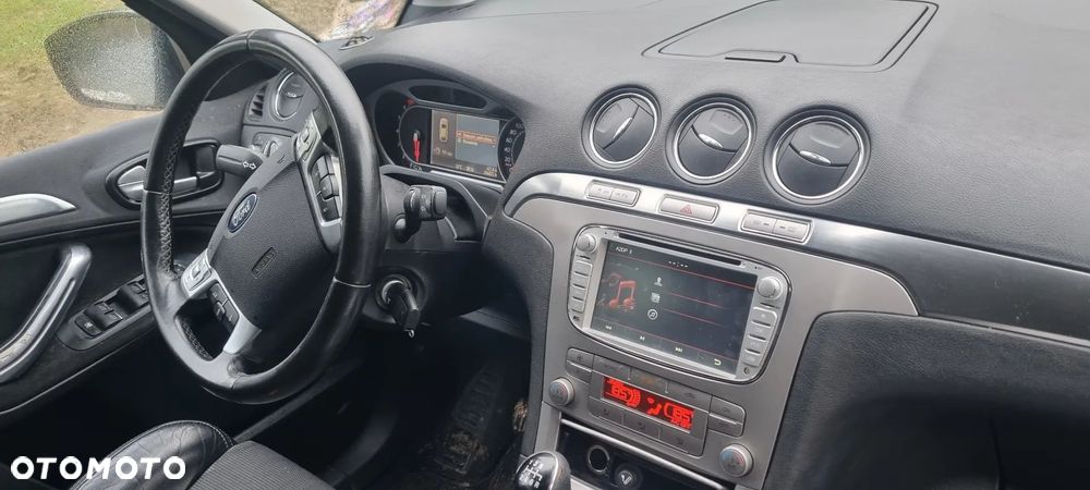 Ford S-Max 2.5 Titanium - 5