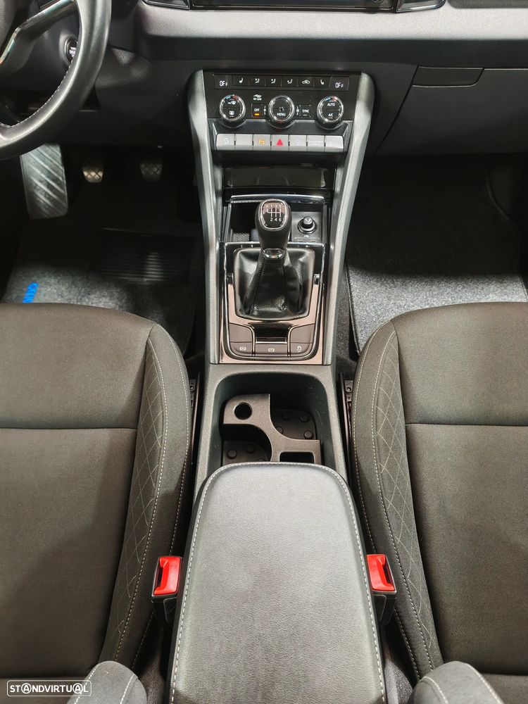 Skoda Karoq 2.0 TDI Ambition - 25