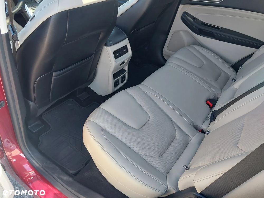 Ford Edge - 11