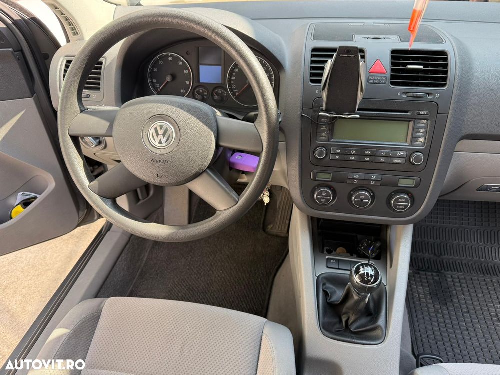 Volkswagen Golf - 13