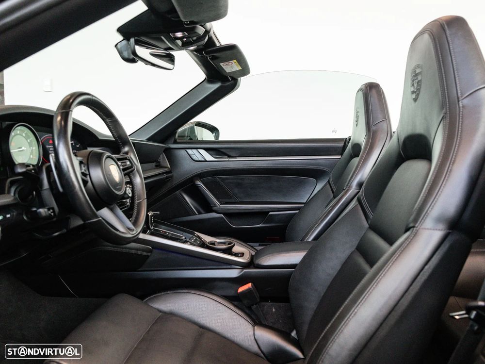 Porsche 911 (992) Carrera T PDK - 29