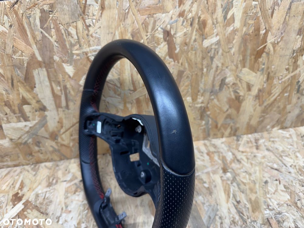Kierownica Mercedes pakiet AMG czerwona nić w177 w205 w213 - 3