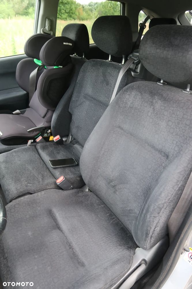Honda FR-V 2.0 Comfort - 18