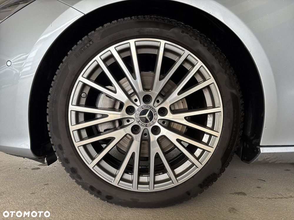 Mercedes-Benz CLA - 9