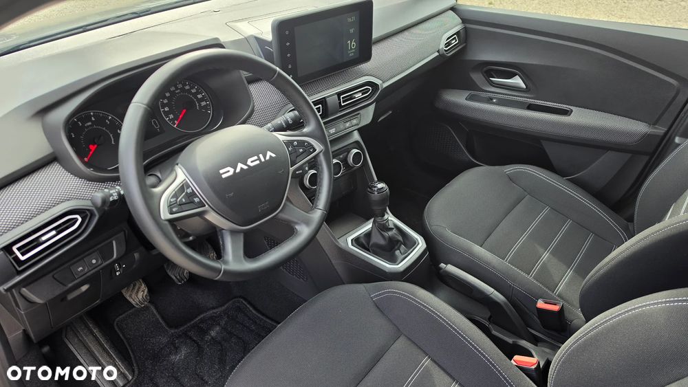 Dacia Sandero 1.0 TCe100 Journey - 11