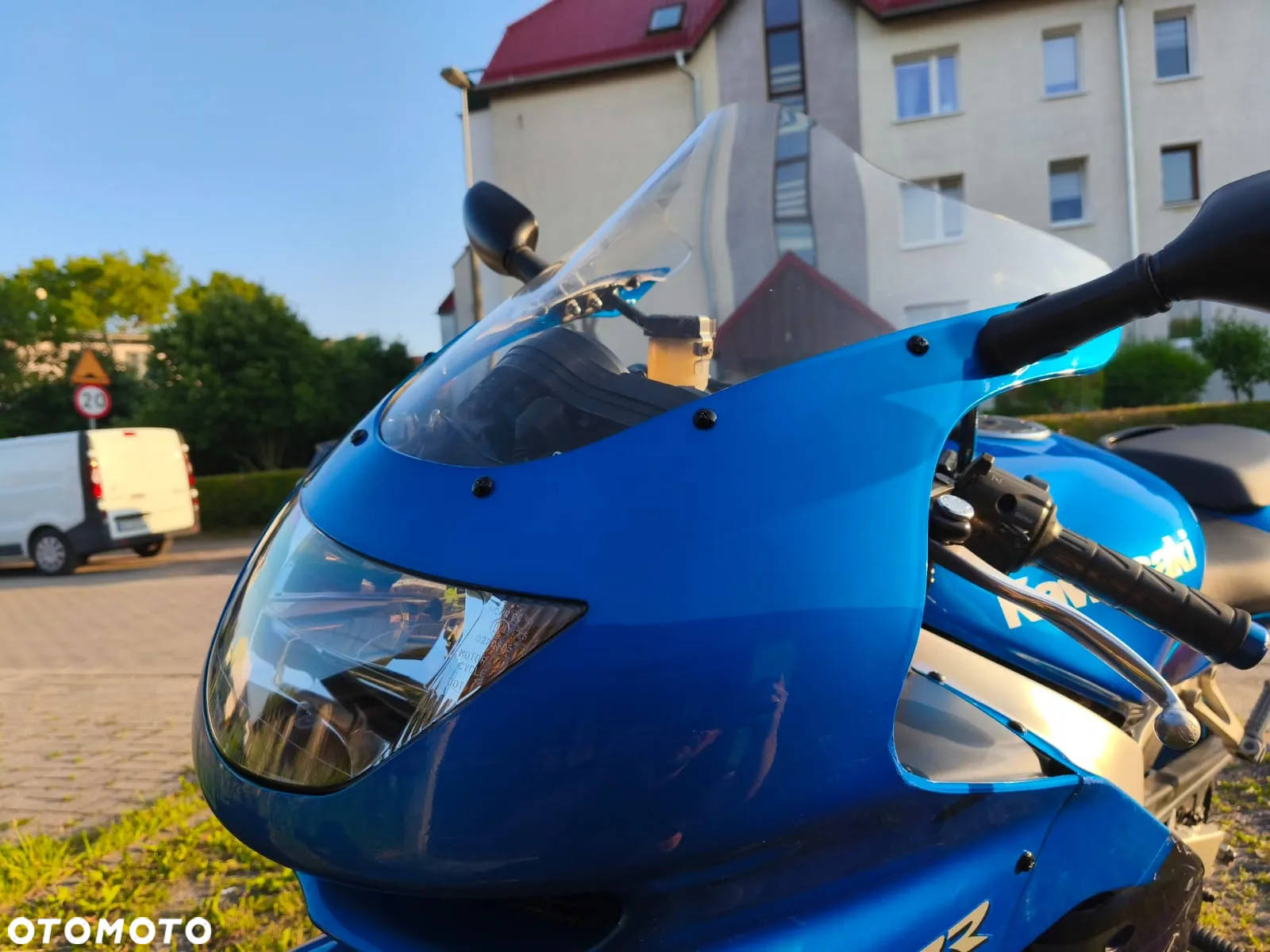 Kawasaki Ninja - 32