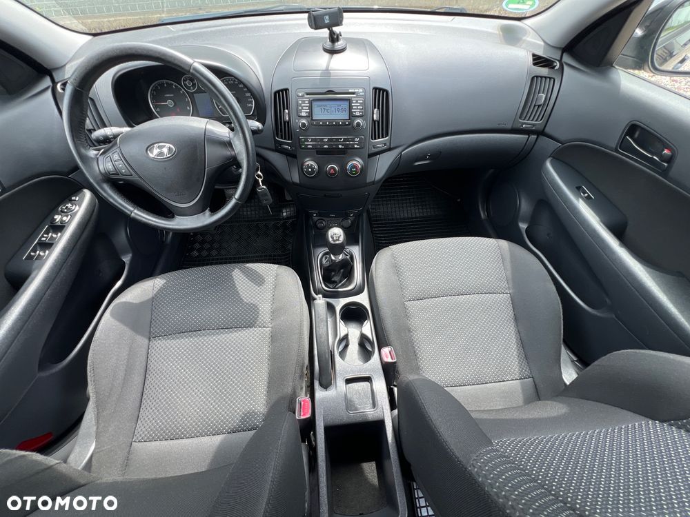 Hyundai i30 1.4 Edition Plus - 17