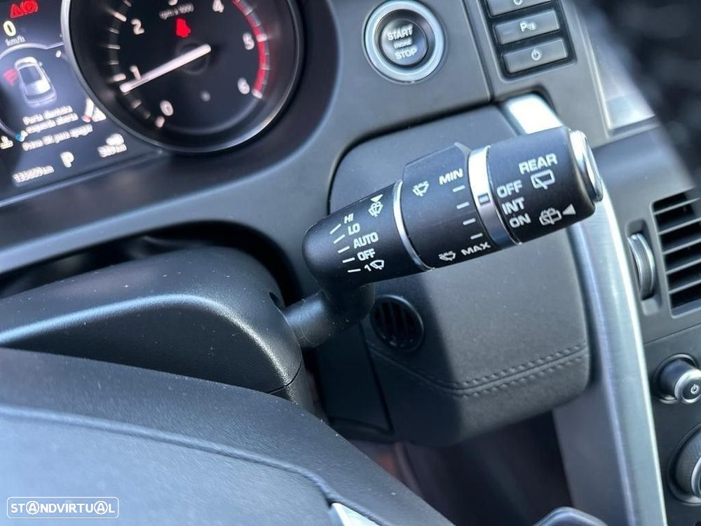 Land Rover Discovery Sport 2.0 TD4 HSE Luxury 7L Auto - 16