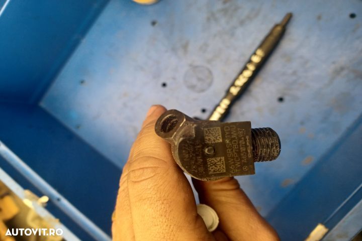 Injector motorina 28342997 A6510704987 2.2 DCI MX1253 Mercedes-Benz E - 2