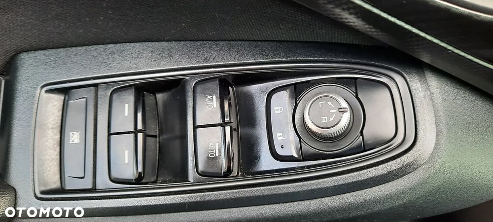 Subaru Impreza 2.0i Lineartronic Sport - 12