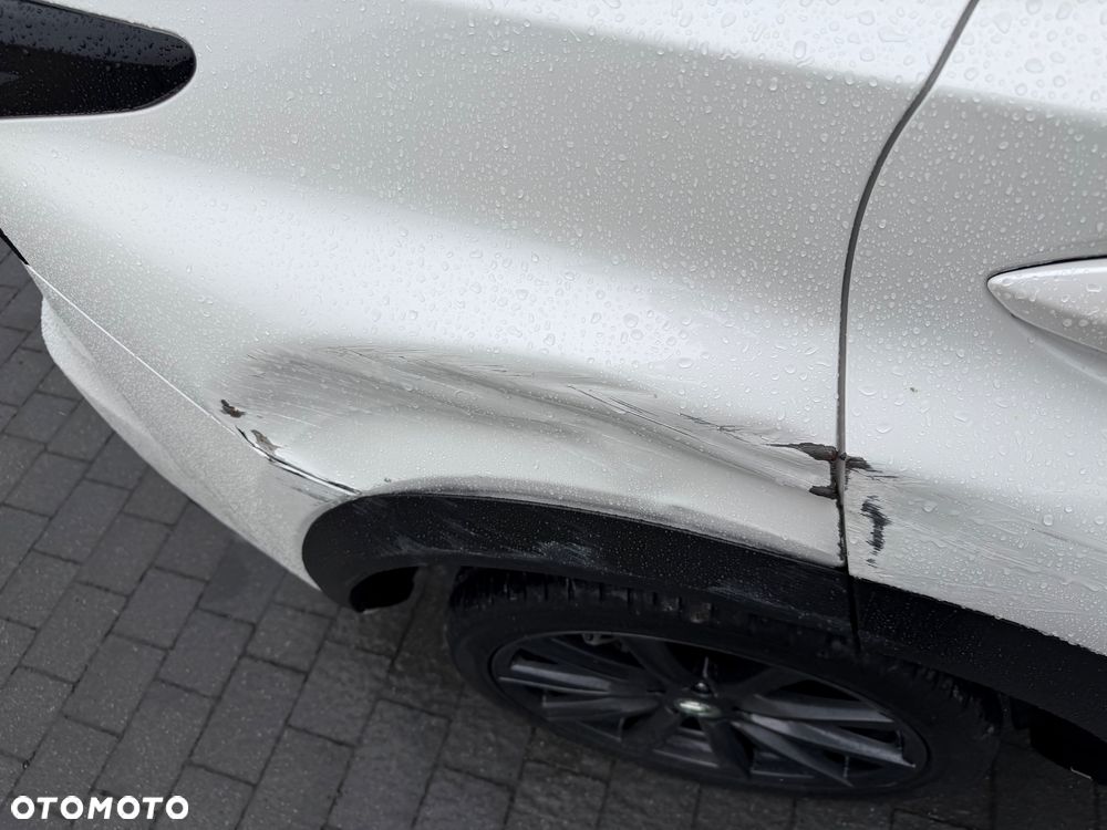 Lexus NX 300h Business Edition - 11