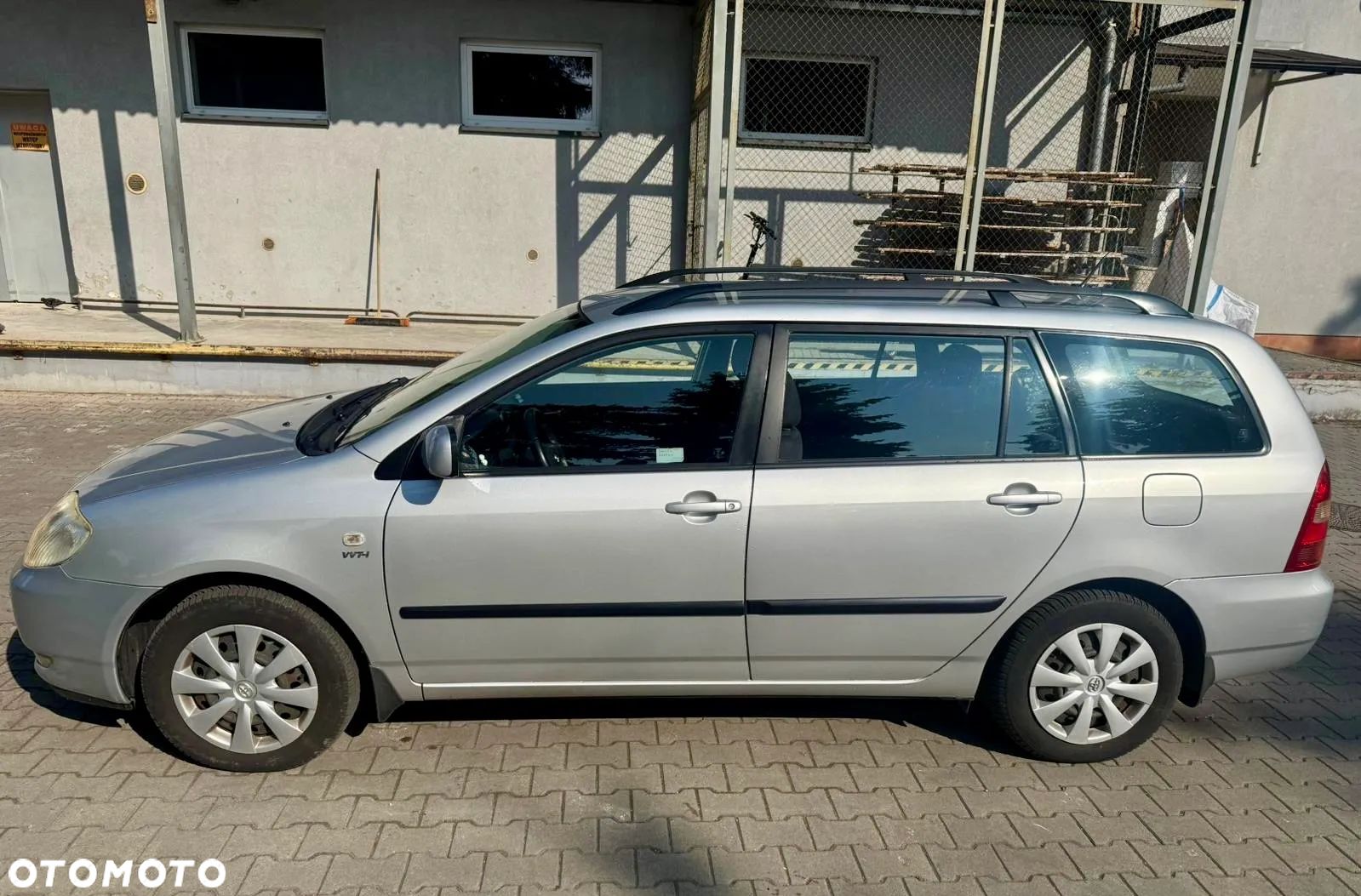 Toyota Corolla 1.4 VVT-i Terra - 1
