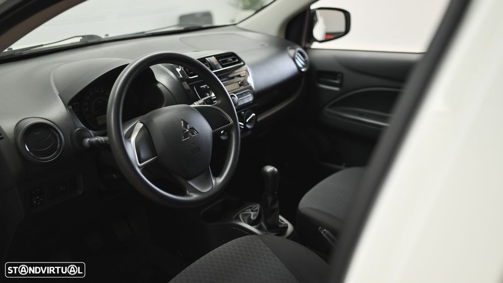 Mitsubishi Space Star - 38