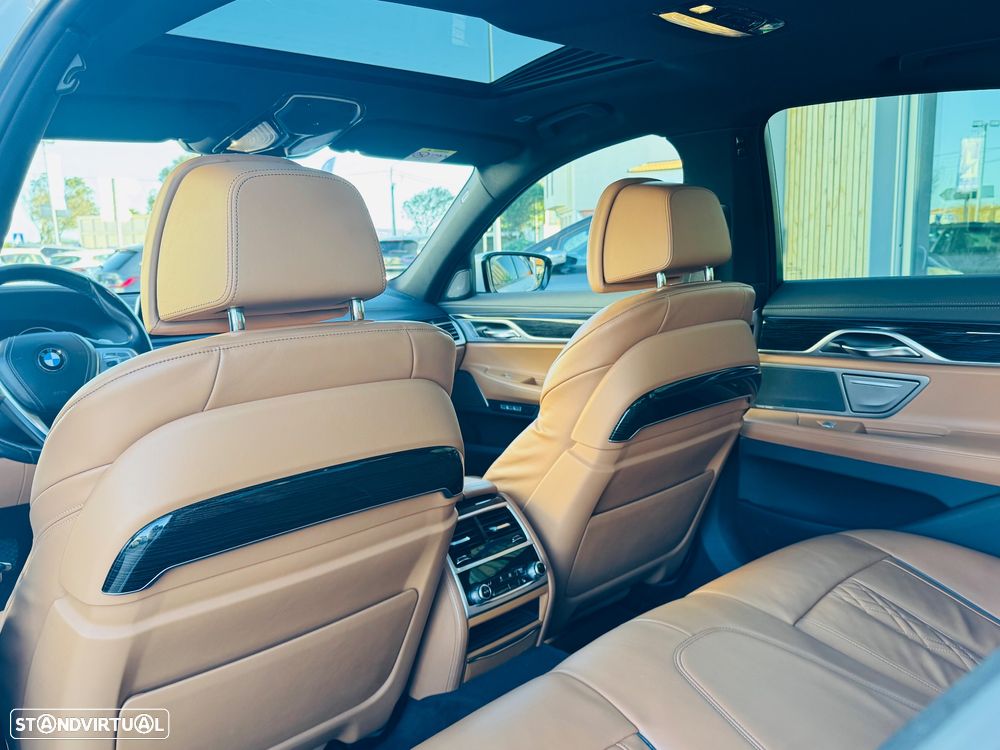 BMW 730 d xDrive Pack M - 17