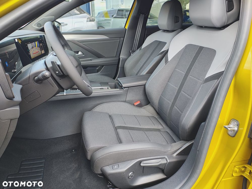 Opel Astra 1.2 T mHEV Ultimate S&S eDTC - 9