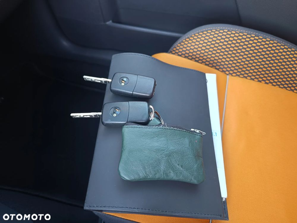 Volkswagen Polo Cross - 18