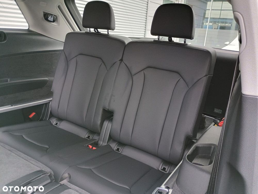Audi Q7 - 12