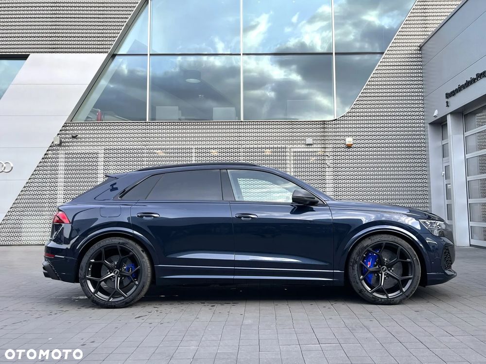 Audi RS Q8 - 3
