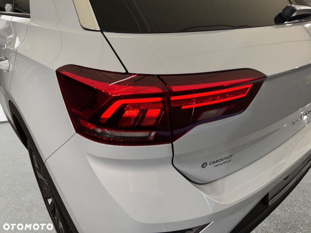 Volkswagen T-Roc - 12