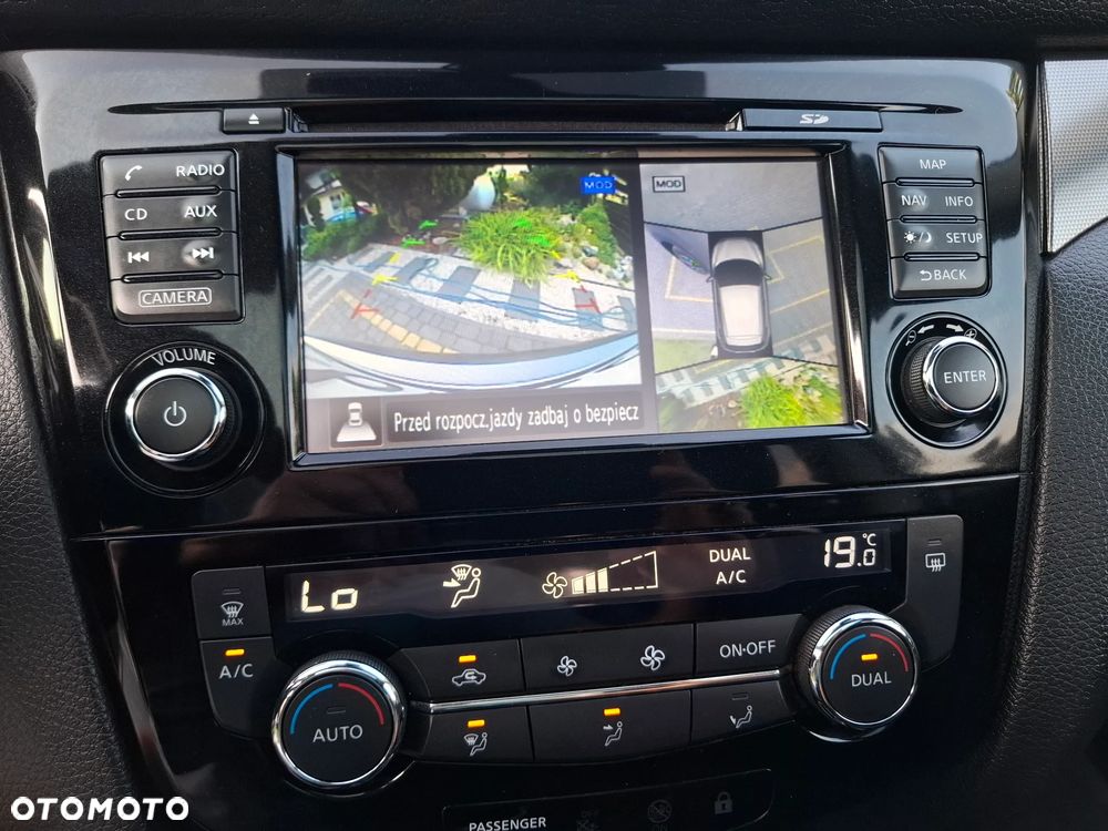Nissan Qashqai 1.2 DIG-T N-Connecta - 28