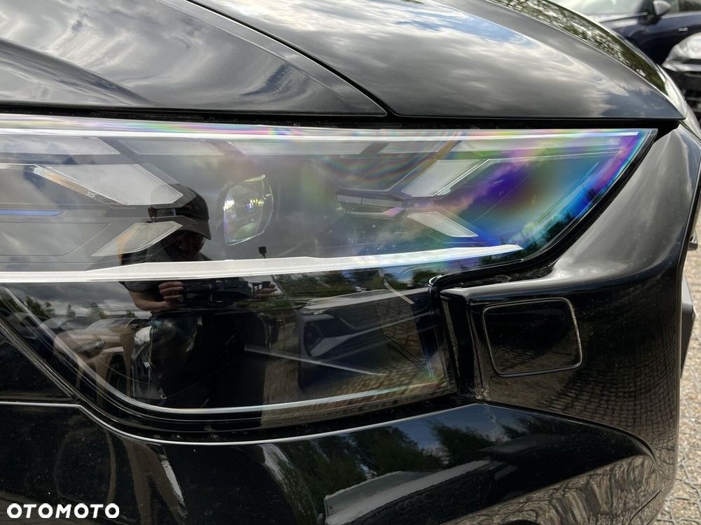 Audi Q8 - 10