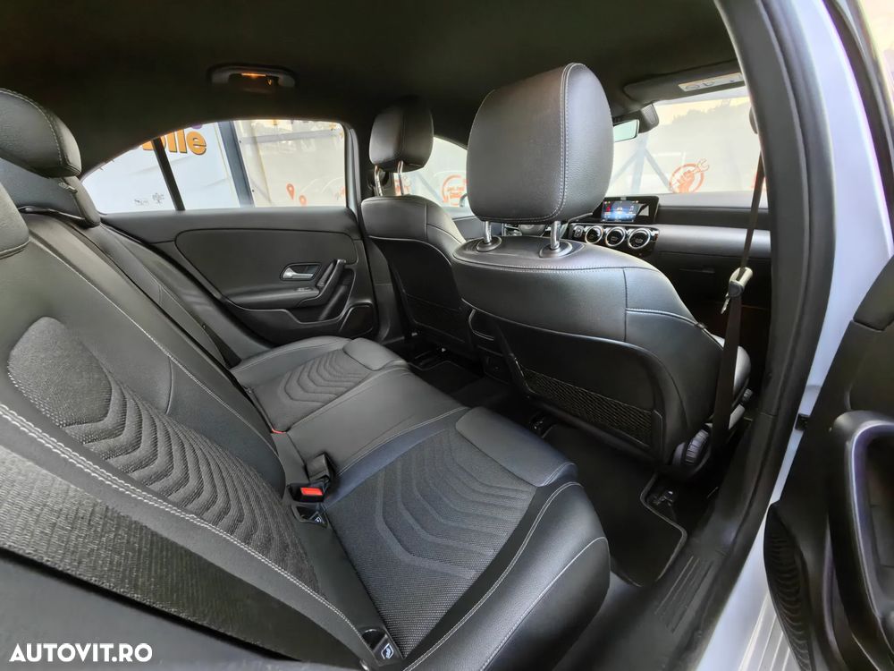 Mercedes-Benz A 180 d Sedan 8G-DCT - 8