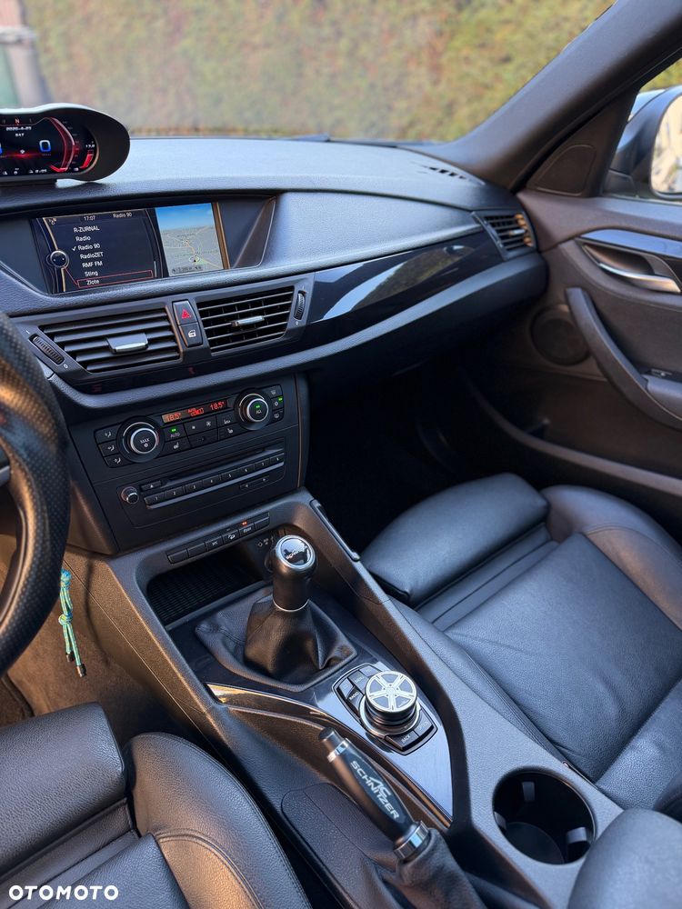 BMW X1 xDrive20d - 25