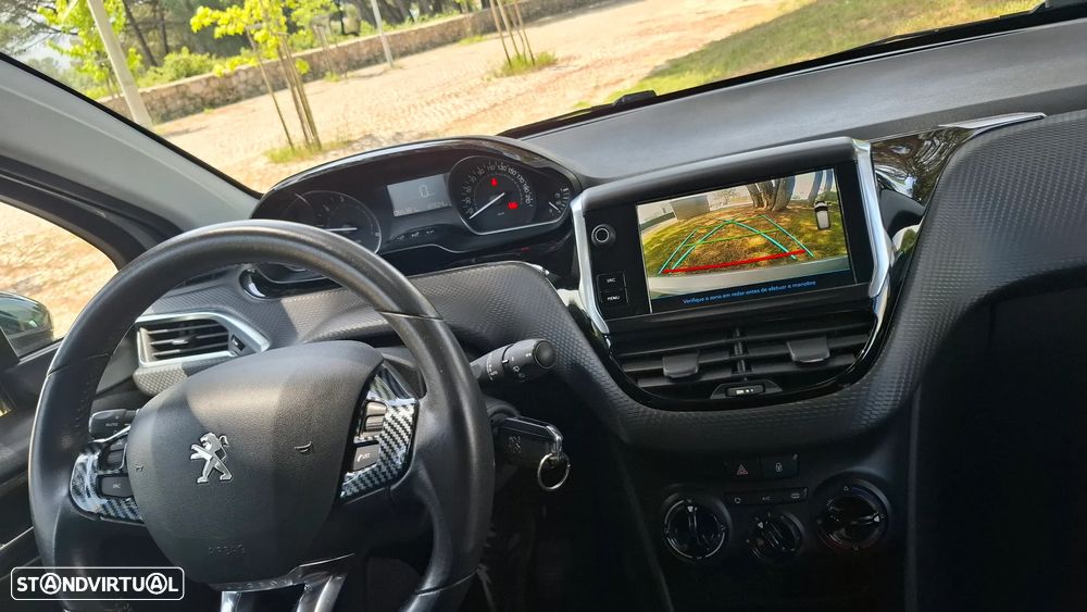 Peugeot 208 1.6 BlueHDi Style - 7