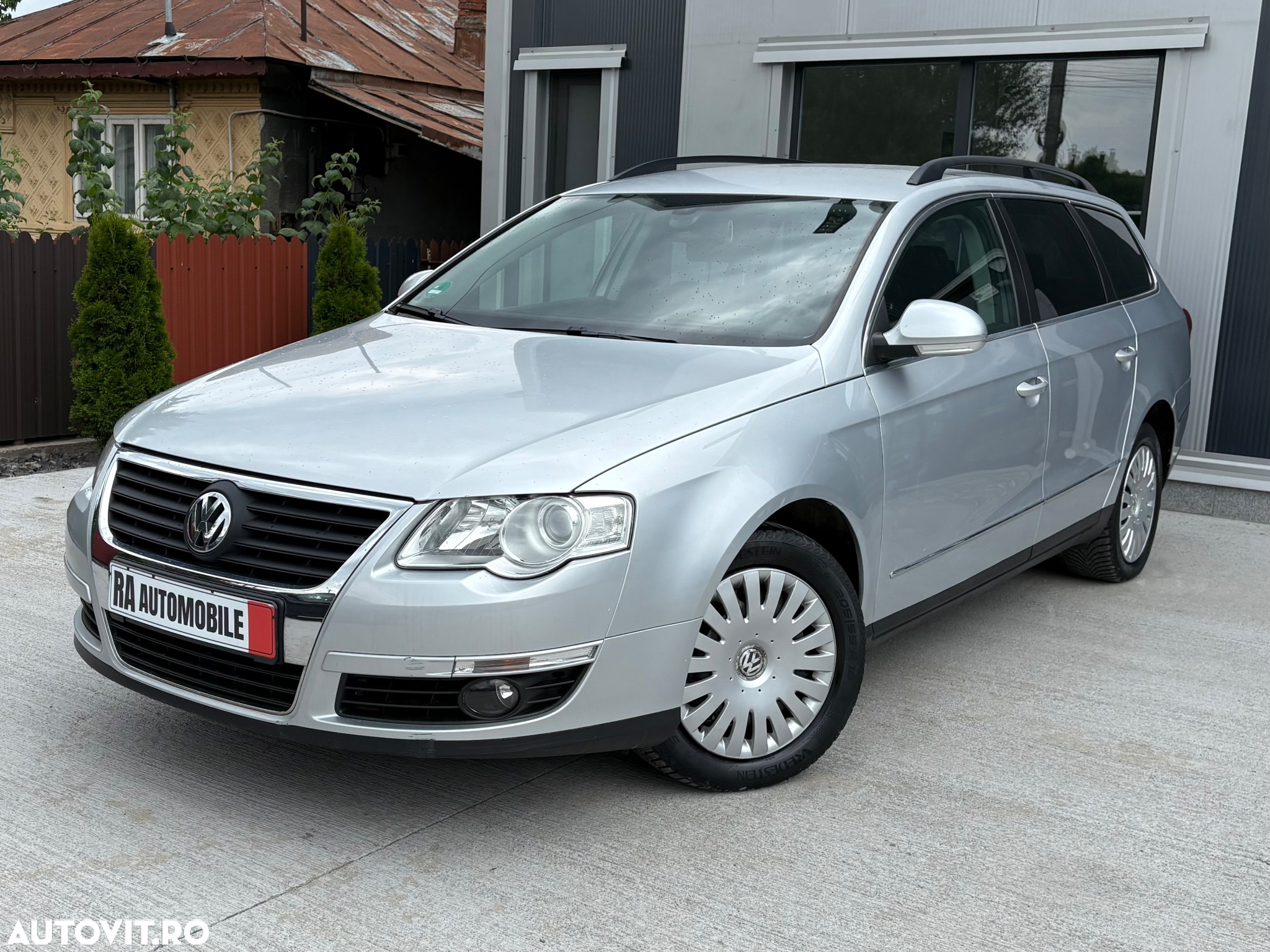 Volkswagen Passat - 2