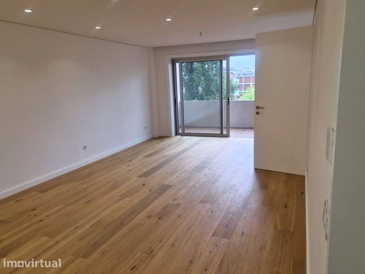 Apartamento T3 totalmente remodelado, Boavista - Grande imagem: 3/30
